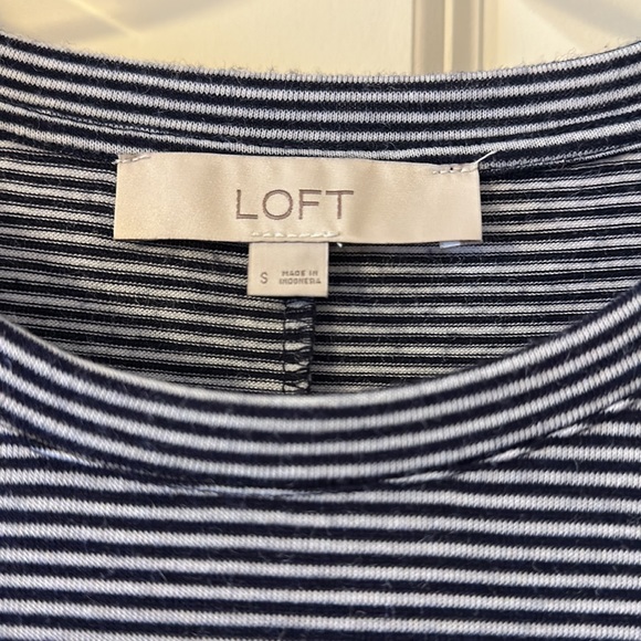 LOFT navy & white long sleeve shirt - Picture 2 of 3